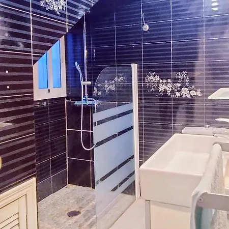 Casa Ana * جيريز